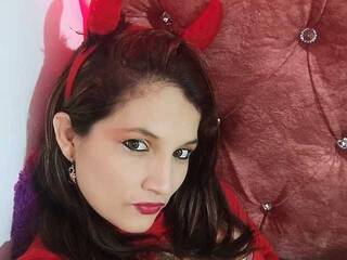 צ'אט וידאו ארוטי GatubelaHot69