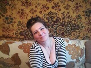 צ'אט וידאו ארוטי Gelius69