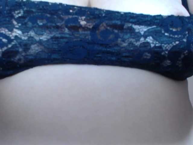 תמונות genesisbland hello! welcome to my room! i love c2c, cum, feets, spanking , LOVENSE ON!