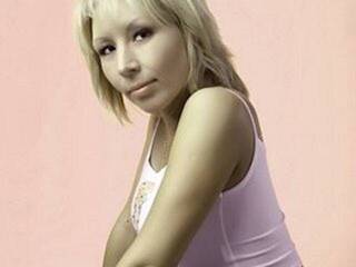 צ'אט וידאו ארוטי GerberaBlack