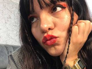 צ'אט וידאו ארוטי GiannaVikande