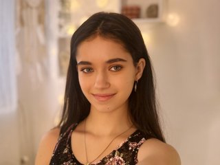 צ'אט וידאו ארוטי GiaPaige18