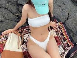 צ'אט וידאו ארוטי Giiulia