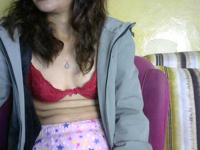 צילומי מסך משודרים Giiulia