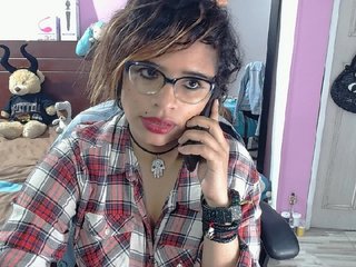 תמונות ginger-s "Ride and Squirt !! Roll the dice by tipping 20 tokens to have a chance for my Nude Snapchat for 1 month #new #arab #ebony #milk #bigtits #bigass #footjob #mistress #bdsm #smoke #pregnant