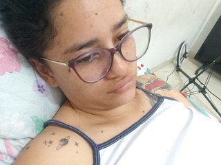 צ'אט וידאו ארוטי Girl-tits