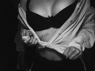 צ'אט וידאו ארוטי girlbarbie