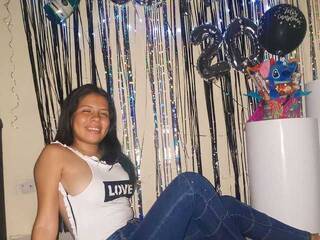 צ'אט וידאו ארוטי Giselle5