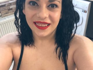 צ'אט וידאו ארוטי GiuliaHotXXX1