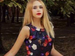 צ'אט וידאו ארוטי giulina