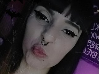 צ'אט וידאו ארוטי Goddessmortem