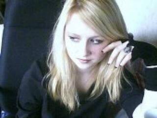 צ'אט וידאו ארוטי gothicsun