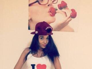 צ'אט וידאו ארוטי GreatHellen