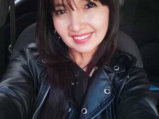 צ'אט וידאו ארוטי HaileyCross