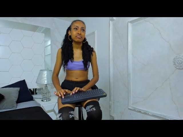 צילומי מסך משודרים HaileyRoss