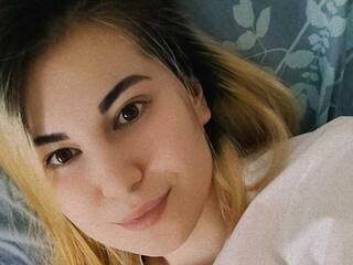 צ'אט וידאו ארוטי HanAmi999