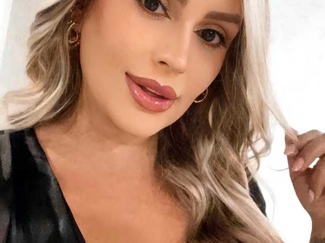 תמונה של הפרופיל HannaBlondee