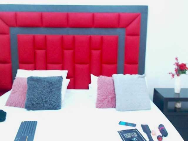 צילומי מסך משודרים HannahSky