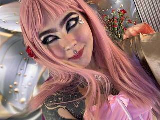 צ'אט וידאו ארוטי hannybluee