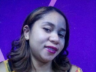 צ'אט וידאו ארוטי Harivelo22