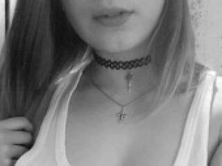 צ'אט וידאו ארוטי harleymyr