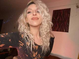 צ'אט וידאו ארוטי HarperBr