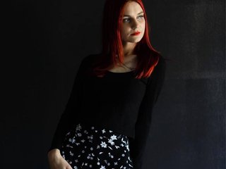 צ'אט וידאו ארוטי HazelMoore