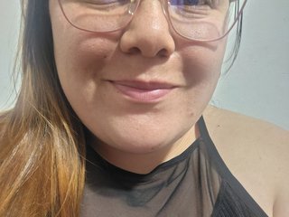 צ'אט וידאו ארוטי Helennlondonn