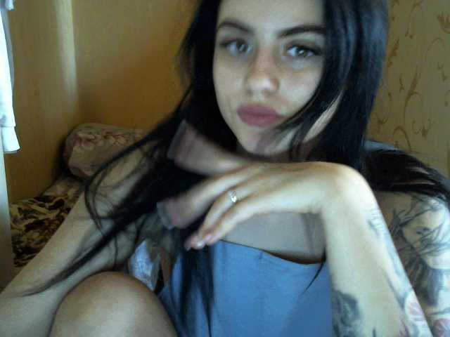 צילומי מסך משודרים HelliSunny