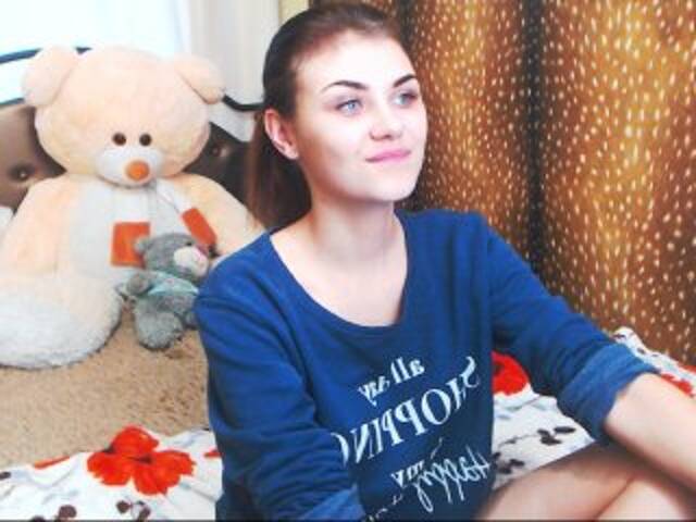 צילומי מסך משודרים HenessyMell