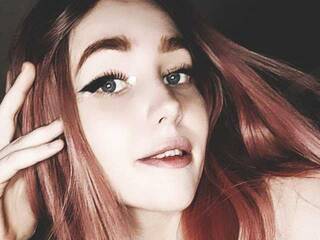 צ'אט וידאו ארוטי Hentai-Tyan