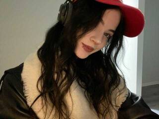 צ'אט וידאו ארוטי Hi-Kylie