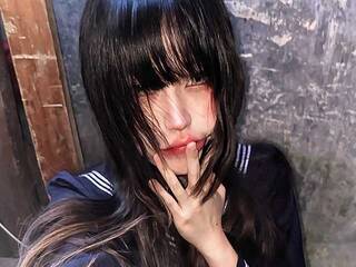 צ'אט וידאו ארוטי Hi-Mika