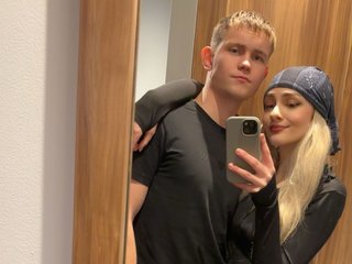 צ'אט וידאו ארוטי HighAndCouple1