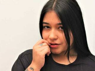 צ'אט וידאו ארוטי HillaryX0