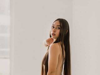 צ'אט וידאו ארוטי hilliry-hilix