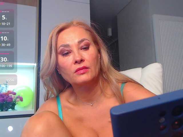 צילומי מסך משודרים hold-me-tight