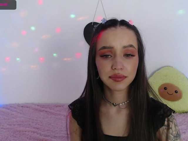 צילומי מסך משודרים HollaMolli