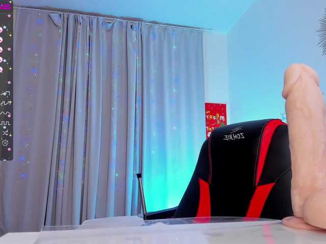 צילומי מסך משודרים Holly-Lopez