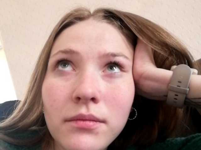 צילומי מסך משודרים HollyBeauty