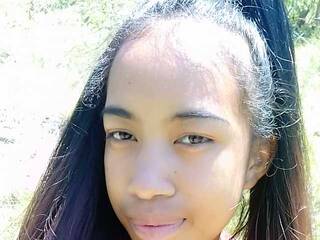 צ'אט וידאו ארוטי Hollybelle