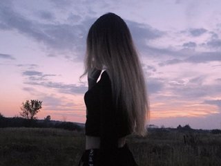 צ'אט וידאו ארוטי Honey-Alexa