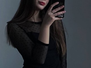 צ'אט וידאו ארוטי Honeyy-beee