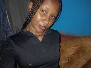 צ'אט וידאו ארוטי Hornycee2