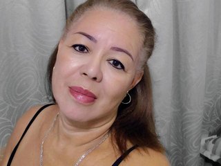 צ'אט וידאו ארוטי hornygranny78