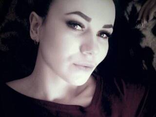 צ'אט וידאו ארוטי Hot-Vitalina