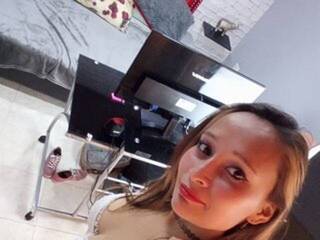 צ'אט וידאו ארוטי hotchocolati