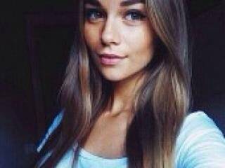 צ'אט וידאו ארוטי hotcute