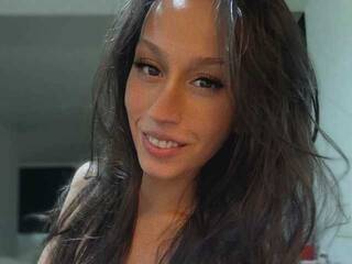 צ'אט וידאו ארוטי HotGia06