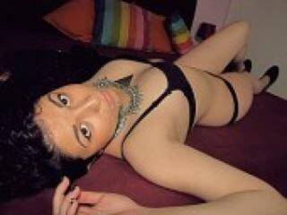 צ'אט וידאו ארוטי hotkhaleesi